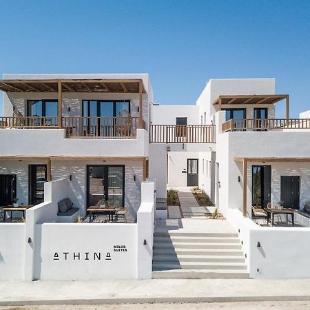 Athina Milos Suites Adamantas  Exterior foto